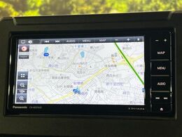 【ナビゲーション】目的地までしっかり案内してくれる使いやすいナビ。Bluetooth接続すればお持ちのスマホやMP3プレイヤーの音楽を再生可能！毎日の運転がさらに楽しくなります！！