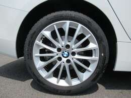 ご購入後はお近くの全国BMW正規ディーラーにて整備のご入庫いただけます。