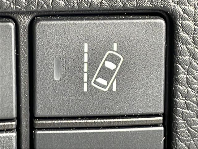 気になる車はすぐにお問い合わせください！右のカーセンサー専用無料ダイヤルから、専門スタッフがお車のご質問にお答えいたします！