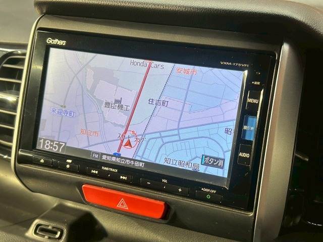 【SDナビ】地デジもついて多機能なモデルです。最新ナビもお取扱いございます。こだわりの機種などございましたらご相談ください。