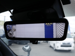 デジタルインナーミラー搭載♪ 後方視界もばっちりです♪