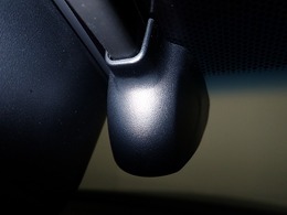 もしもの衝突の時、あなたの走行状態をしっかりと記録するドライブレコーダーも付いているので、万が一の時にも安心です。また前方だけではなく後方も録画するので更に安心感が広がります！