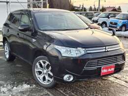 当店はご予約優先となります。特に週末お客様のご来店が多く店内が非常に混み合っており突然のご来店になりますと充分なご対応が出来ない場合がございます。事前にお電話または公式LINEにてご予約下さい！