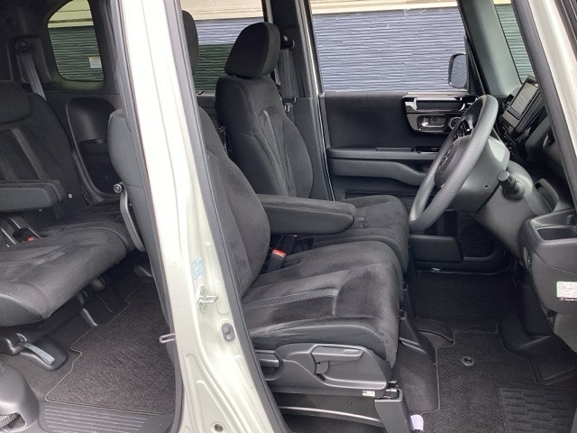 この度は、当店のお車をご覧いただきまして誠にありがとうございます。お気軽にお問い合わせください。
