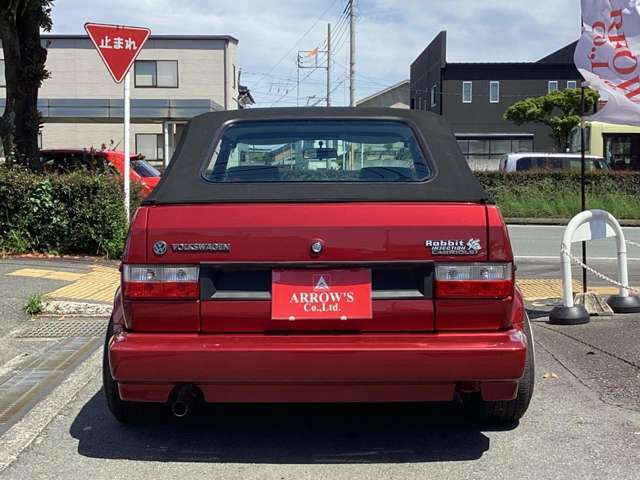 お車が展示場に無い事がございます。ご来店の際は一度お電話にて在庫のご確認を御願い致します。