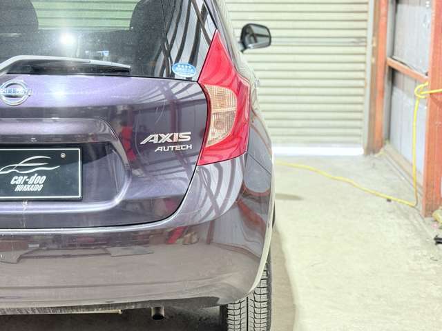バックドアも開け閉めし易く、お買い物の荷物もゆったり積むことが可能です。The rear door is easy to open and close, making it convenient to load your shopping bags with plenty of space