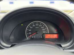 単眼で見やすいメーターです！パッと情報がすぐにわかりますよ！