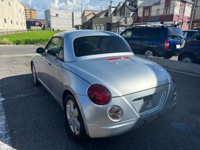 年式相応ですが、納車時にはできる限りキレイに納車させていただきます。