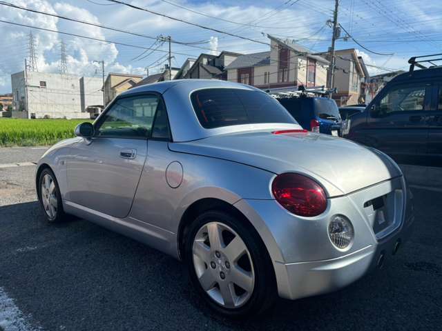 年式相応ですが、納車時にはできる限りキレイに納車させていただきます。ど