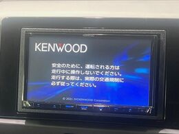 【ナビゲーション】目的地までしっかり案内してくれる使いやすいナビ。Bluetooth接続すればお持ちのスマホやMP3プレイヤーの音楽を再生可能！毎日の運転がさらに楽しくなります！！