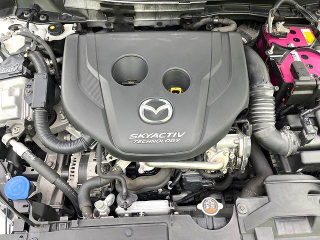 親切・丁寧な専門メカニックスタッフが応対！・車検・点検整備・事故等の修理などアフターサービスも安心。お車のカスタマイズもネクステージのサービススタッフまでご相談ください！