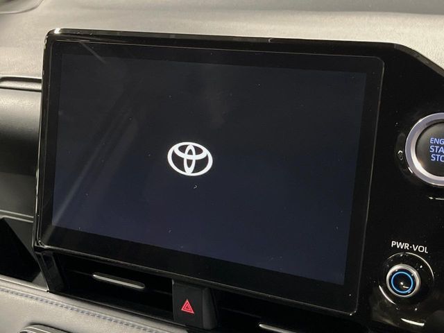 【10.5インチ　ディスプレイオーディオ】大画面のディスプレイはAppleCarPlayやAndroidAutoが利用可能。大きな画面でスマホナビアプリ等が利用いただけます♪
