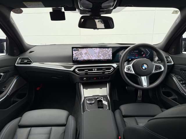BMW専門のメカニックが、100項目にも上るポイントを徹底的にチェック。交換基準に達した部品があれば、弊社負担にて交換後、お客様へご納車致します。