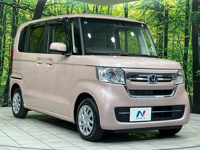 高透明度のガラス皮膜で撥水はもちろん、上質なツヤ・光沢を実現。紫外線や酸性雨から大切な愛車を保護し、色あせ・劣化を防止。「弾スプラッシュコート」、「弾プリミッサコート」からお選びいただけます。