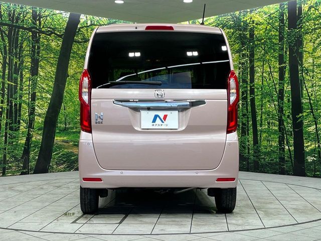 安心の最長10年・走行無制限保証（有償）をご用意。保証内容も充実はもちろん、無料点検＆オイル交換や、年中無休の全国・24時間ロードサービスも付帯されておりますのでご安心下さい。