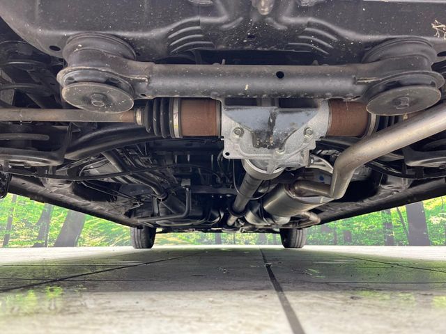 下回りがきれいなうちに、防錆加工の施工がオススメ。降雪地域はもちろん、沿岸部にお住いの方や、趣味でマリン・ウィンタースポーツをされる方にご好評いただいております。