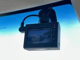 【ドライブレコーダー】万が一の事故してしまった、事故された時しっかりと記録してくれます！！安心してドライブが楽しめますね♪