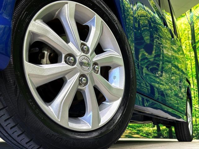【純正14インチアルミホイール】外観にマッチした純正アルミホイールを装着しております。各種社外アルミホイールや、スタッドレスタイヤも取扱いしております。是非ご相談ください♪