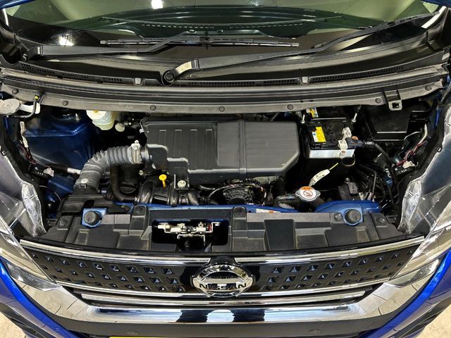 親切・丁寧な専門メカニックスタッフが応対！・車検・点検整備・事故等の修理などアフターサービスも安心。お車のカスタマイズもネクステージのサービススタッフまでご相談ください！