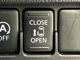 【パワースライドドア】スマートキーや運転席のスイッチでスライドドアの開閉が可能♪電動だから力を入れてドアを開ける必要が無く、小さいお子様でも、重い荷物を持っている時もラクに開け閉めできます♪