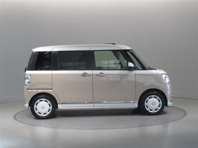 法定12ヶ月点検基準に準じた「納車前整備」を行います　更に全車「一年間走行距離無制限のロングラン保証」です
