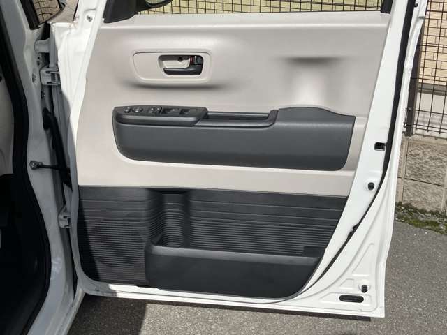 運転席ドアです。