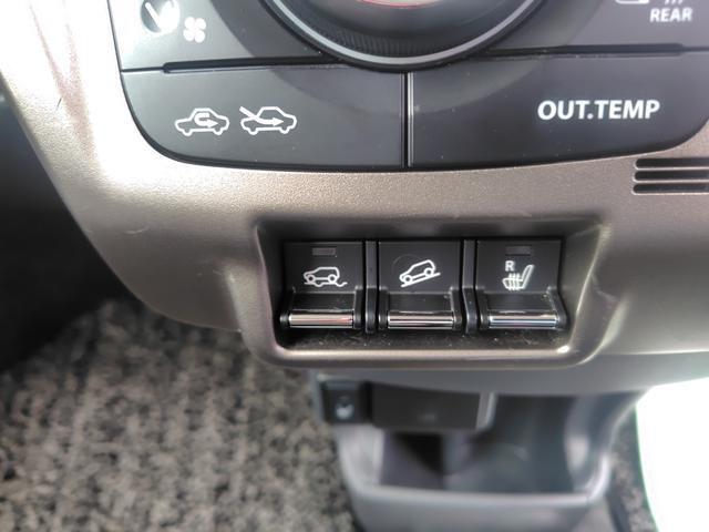 四輪駆動のグリップコントロール、ヒルディセントコントロールのスイッチはココです。運転席シートヒーターもコチラ。