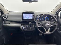 【インパネ全体】『インパネ全体』の画像になります。写真の内容に関してご不明点、ご質問等がございましたらお気軽にガリバー店舗までお問い合わせください。