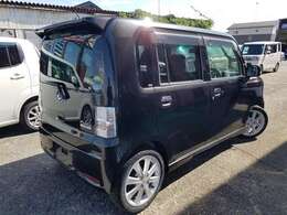 スマートキー・Wエアバッグ・ABS・AAC・ナビ・フルセグ・ブルートゥース・純正エアロ・HIDライト・FOGランプ・16アルミ・新品タイヤ・ウィンカー付電動格納ミラー・アイドリングストップ