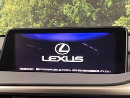 【12.3インチディスプレイオーディオ】スマートフォンと連携が可能な大画面ディスプレイオーディオです。スマートフォンのナビ機能を使用したり、Bluetooth接続で音楽もお楽しみいただけます！