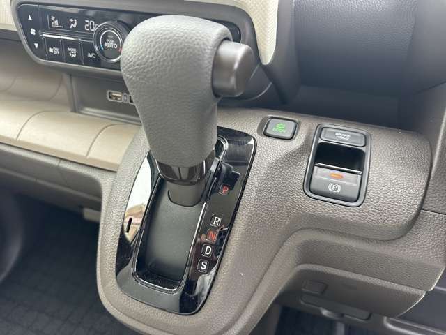 ★お車についてのお問合せは、お気軽に、どしどしお問い合わせください！その他車種についてのご提案もお任せください！お問い合わせは、お電話でも、LINEでもOK！