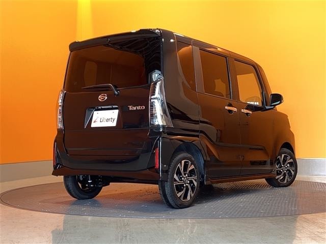 ■□■□■ 在庫車のほとんどは、オートオークションもしくはディーラーさんから購入したものなので、品質も保証されています！！ もちろん全車修復歴無車です♪  ■□■□■