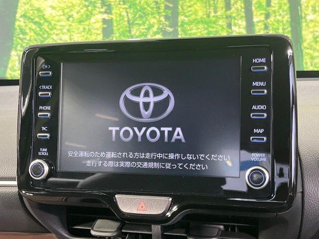 【8インチ　ディスプレイオーディオ】大画面のディスプレイはAppleCarPlayやAndroidAutoが利用可能。大きな画面でスマホナビアプリ等が利用いただけます♪