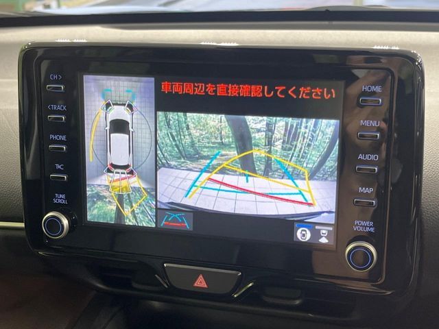 【パノラミックビューモニター】専用のカメラにより、上から見下ろしたような視点で360度クルマの周囲を確認することができます☆死角部分も確認しやすく、狭い場所での切り返しや駐車もスムーズに行えます。