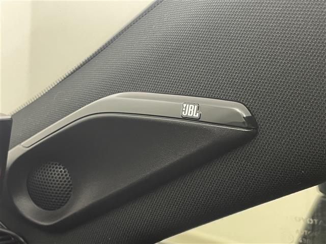 【JBL（プレミアムサウンド）】トヨタでお出かけの際には、ぜひ素敵な音楽体験を！ありふれた一日にも特別な体験を！ドライブの時間を上質な音楽でお楽しみいただけるサウンドシステムが搭載されています♪