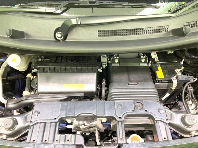 親切・丁寧な専門メカニックスタッフが応対！・車検・点検整備・事故等の修理などアフターサービスも安心。お車のカスタマイズもネクステージのサービススタッフまでご相談ください！
