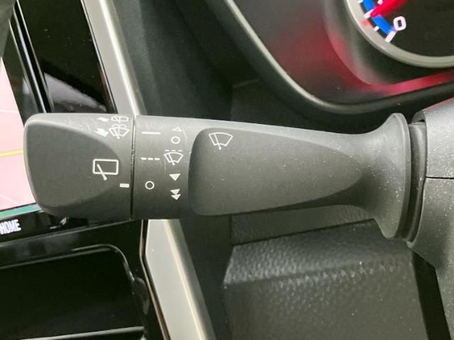 国産車から輸入車まで多様なお客様のニーズのお応えできるように、全国規模で豊富な在庫展開！車のことならWECARSへ！