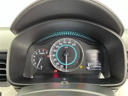【スピードメーター】メーターがシンプルで見やすく運転しやすいですね！