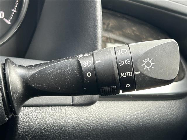 快適なドライブを楽しむための機能が装備されています！運転席から触れるので、使いやすいです！除菌プランいれていただくと、さらに清潔で安心していただけます！