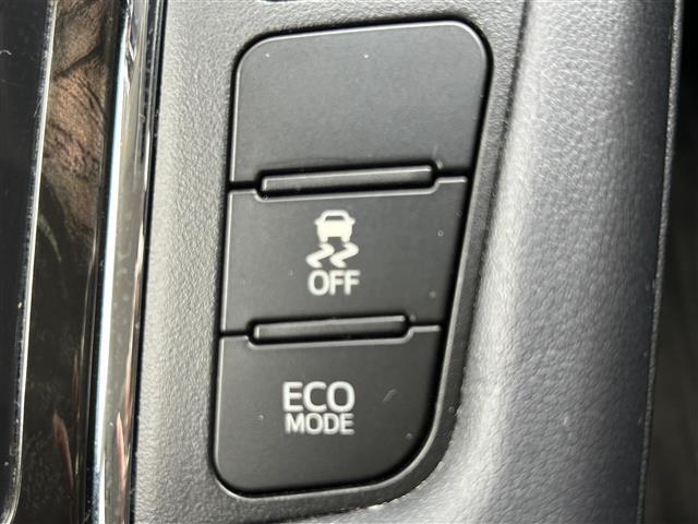 快適なドライブを楽しむための機能が装備されています！運転席から触れるので、使いやすいです！除菌プランいれていただくと、さらに清潔で安心していただけます！