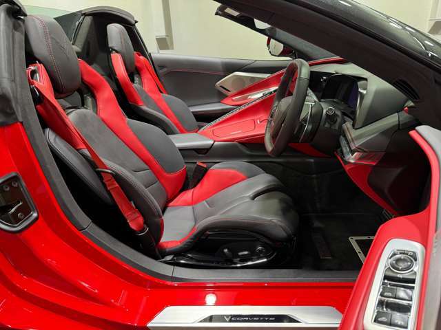 ★納車前のセラミックボディコーティングやPPF（ペイントプロテクションフィルム）をおすすめしています。新車時の塗装コンディションを長期にわたって外部からの汚れや傷・紫外線などから守ることが可能です。