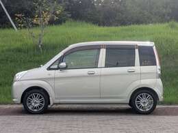 ・入庫時には、試乗を行っています。納車時は、12ヶ月点検整備を実施いたします。交換部品は→エンジンオイルやオイルエレメント、バッテリーやワイパーラバー（撥水タイプ）は全て交換します。