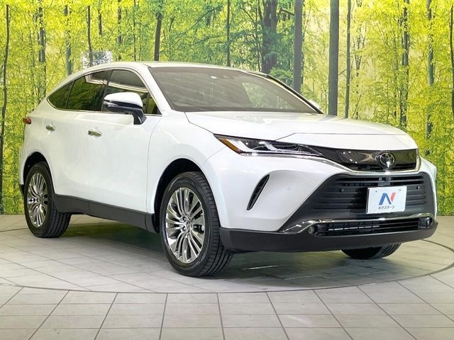 大好評のボディコーティング「弾スプラッシュコート」もご納車までに施工可能。通常のガラスコートと異なる、耐久年数6年の無機質ガラスコーティングが、ボディをキレイな状態に保ってくれます。