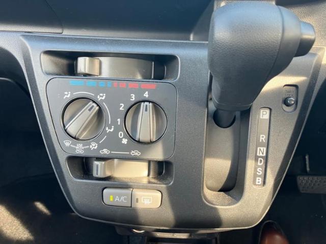 今の愛車いくらで売れるの？他社で査定して思ったより安くてショック・・・そんなお客様！是非一度WECARSの下取価格をご覧ください！お客様ができるだけお得にお乗り換えできるよう精一杯頑張ります！