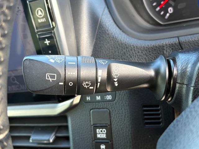 店頭販売もしておりますので、先に在庫が無くなってしまうこともございます。気になる車はまずはお問い合わせください！