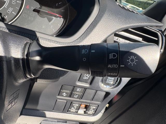 店頭在庫以外にも全国約4万台※の在庫から、ぴったりな1台をご提案します！※2023年10月現在の在庫台数です。売約済の可能性があります。