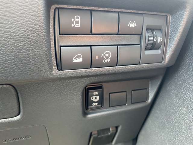 販売部門では月100台お任せいただき、車検部門では月に500台お任せ頂いております！豊富な販売や車検の実績を積んだスタッフが対応をさせて頂きますのでご安心してご来店くださいませ！※2023年実績