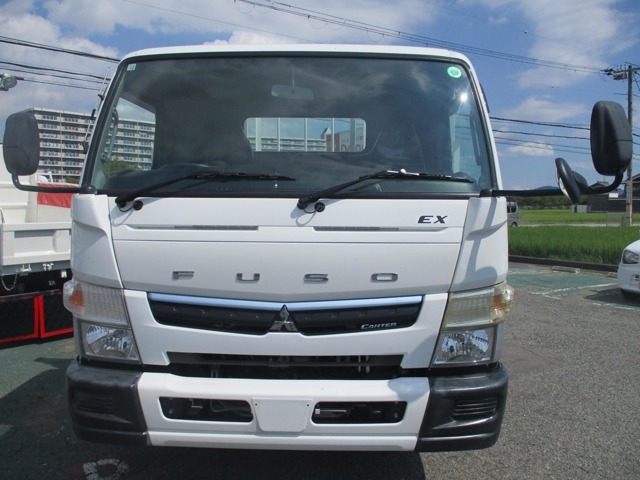 平成30年式　三菱　キャンター　積載4.35トン　増トン！　6200ボディ　高床　5速MT　3ペダル　乗車定員：3名　4P10エンジンです！