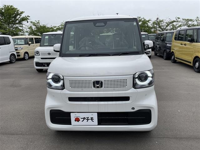 これからお車を購入し長くカーライフを楽しんで頂きたいと思い、当社スタッフは、そんな様々なお客様と安心して、楽しめるカーライフを一緒に考えてご提案させて頂いております