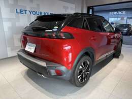 耐久性に優れたコーティングを低価格にてご用意致しております。愛車をいつでも気持ちよく乗っていただくために、納車時の施工をオススメしております。